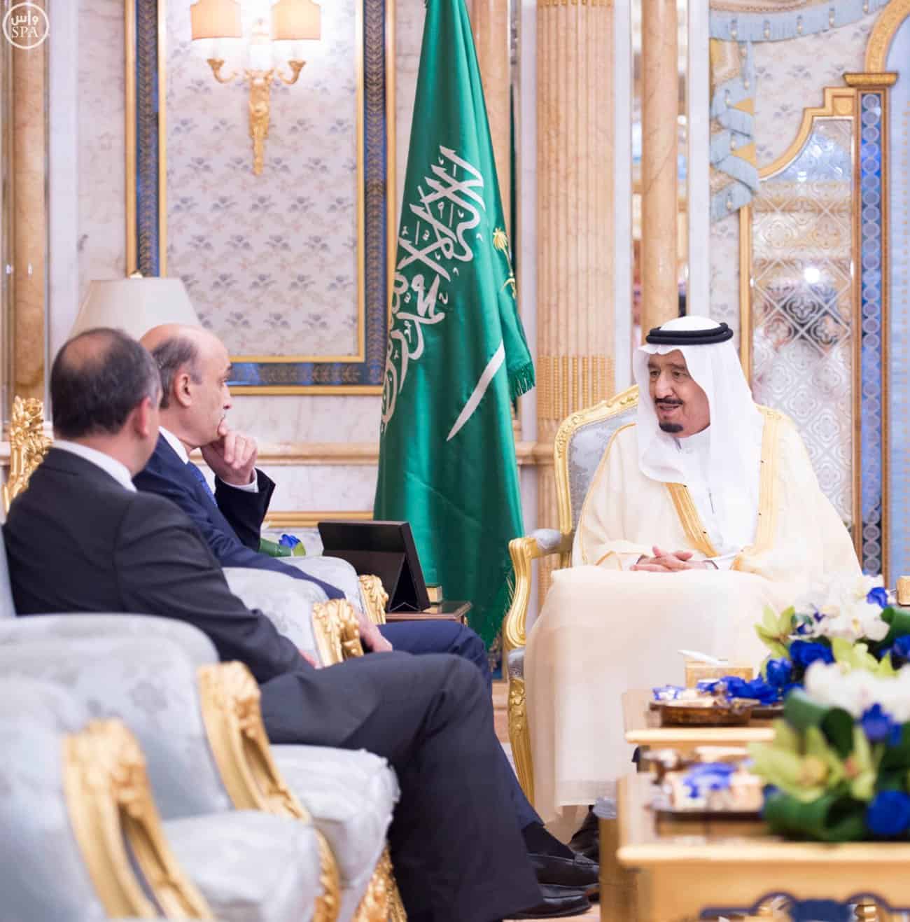 Custodian of the Two Holy Mosques receives head of the Lebanese Forces Party
