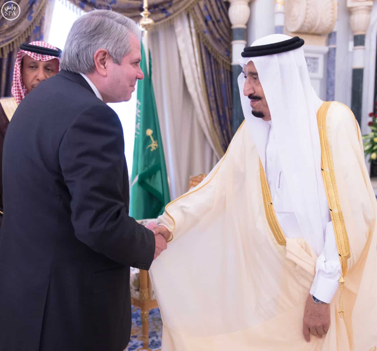 comp 74496871446978792842