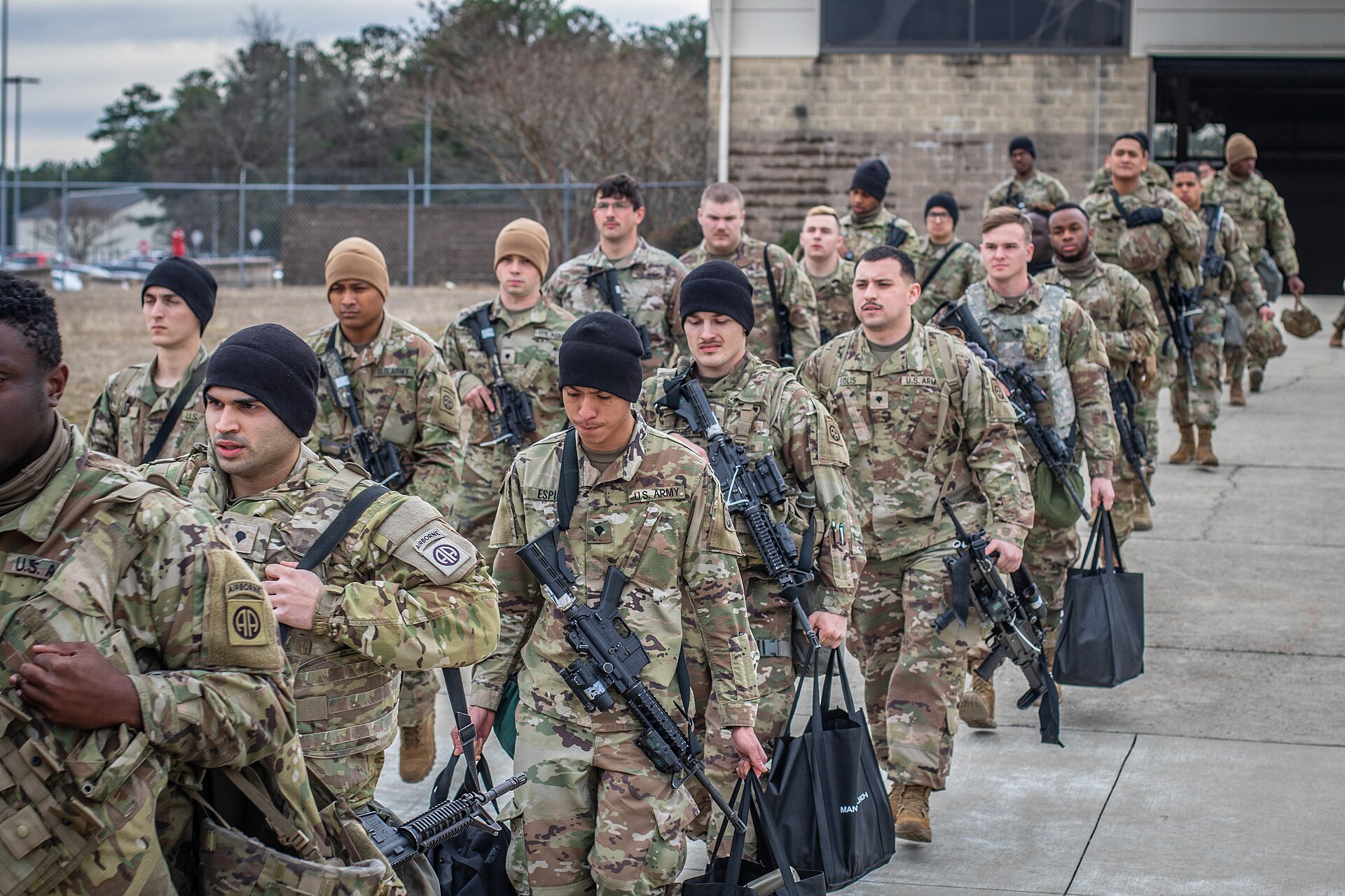 Soldiers from the 82nd Airborne Division file onto a C-17 Globemaster III aircraft for deployment to the Middle East. Photo: U.S. Army / Public Domain