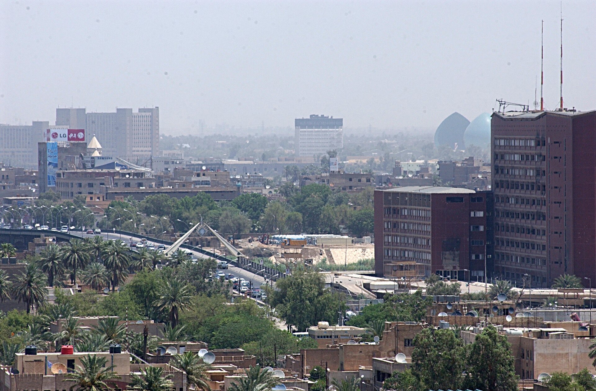 Baghdad skyline showing the city center near the fortified Green Zone, which houses the US Embassy and key foreign diplomatic missions. Photo: Wikimedia Commons / CC BY 2.0