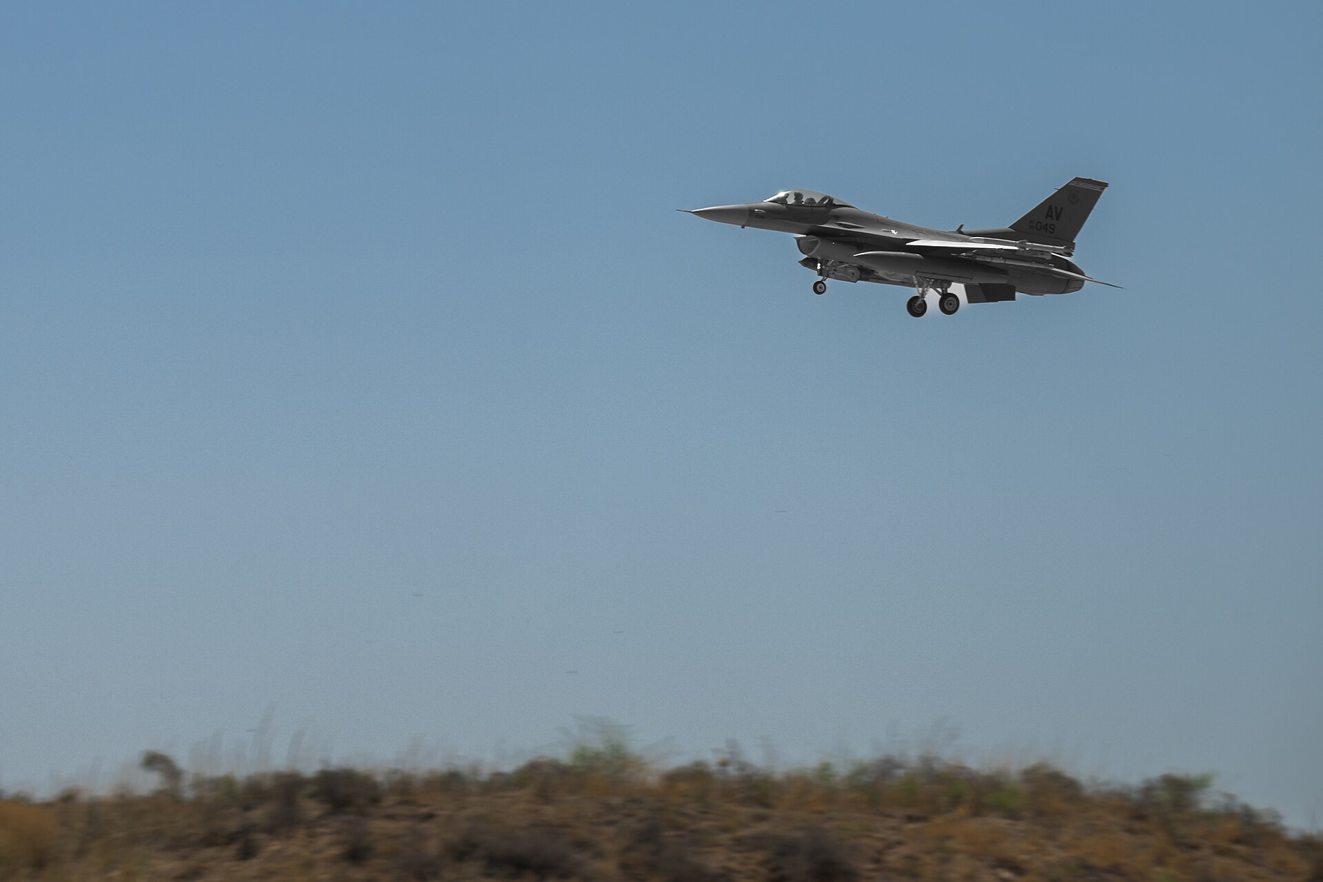 A US Air Force F-16 Fighting Falcon during Exercise Anatolian Eagle at a Turkish air base, reflecting NATO-Turkey military cooperation. Photo: US Air Force / Public Domain