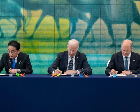 G7 leaders participate in a working session to discuss emergency oil reserve releases amid the Iran war energy crisis. Photo: White House / Public Domain