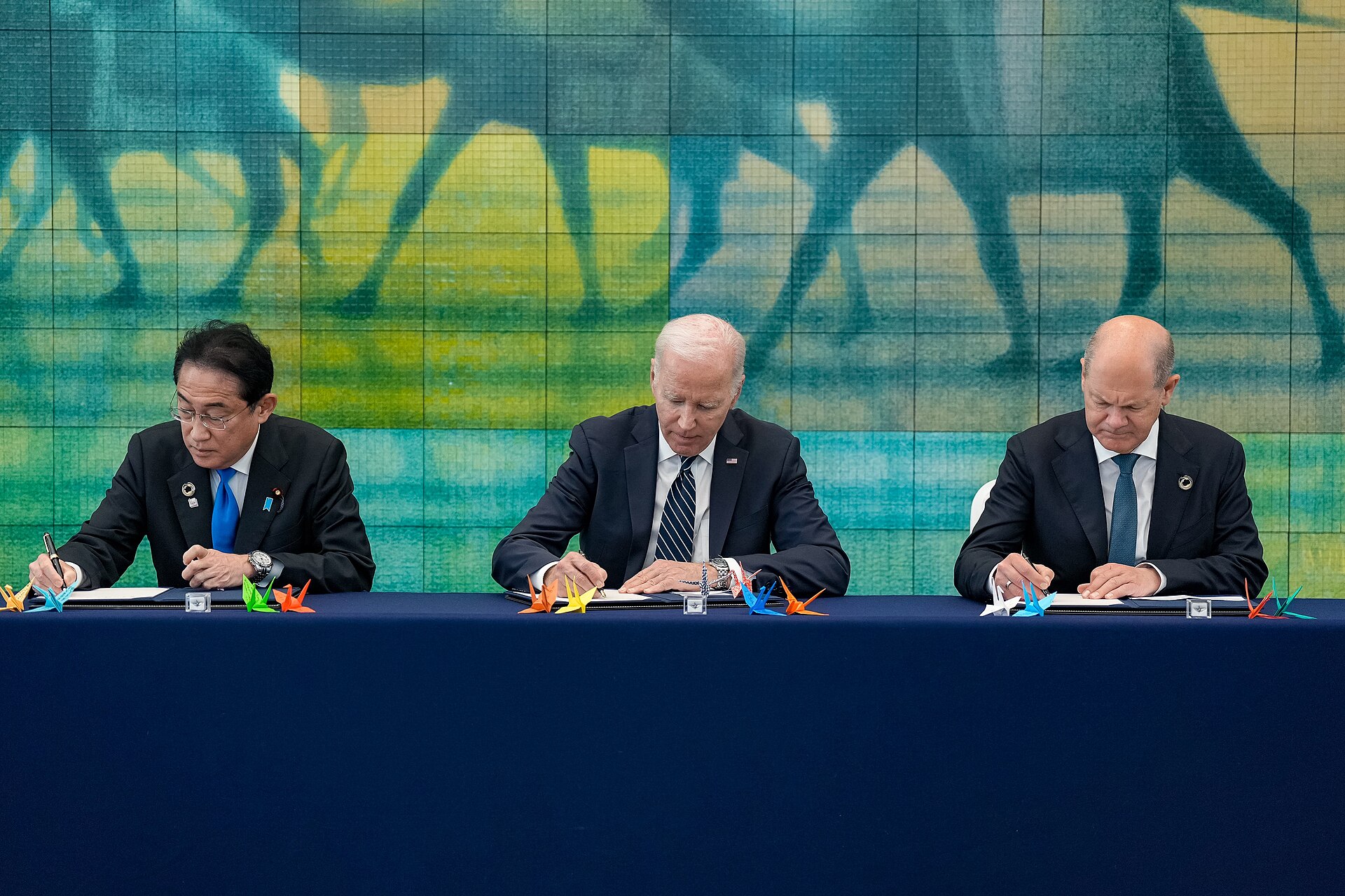 G7 leaders participate in a working session to discuss emergency oil reserve releases amid the Iran war energy crisis. Photo: White House / Public Domain