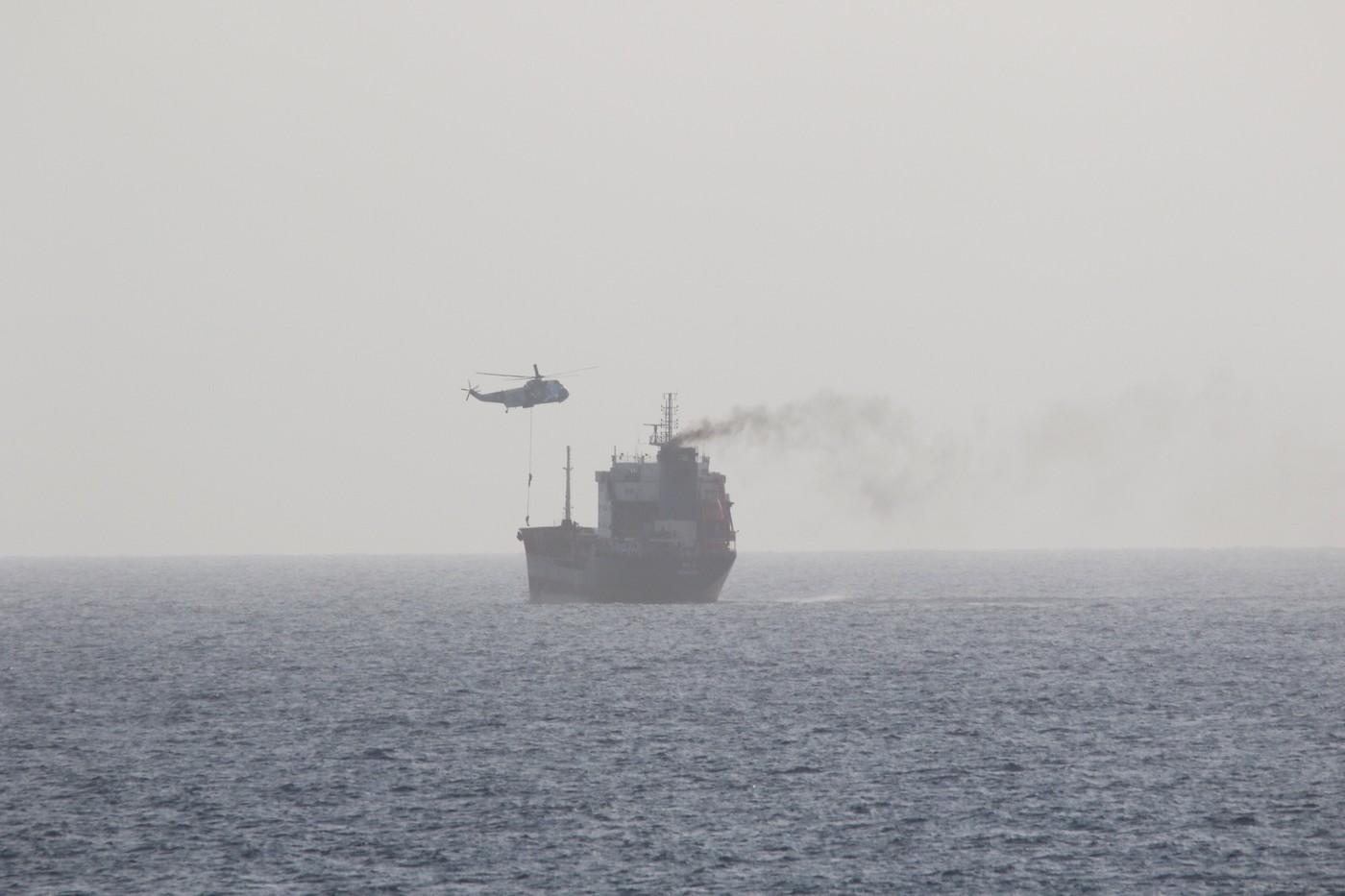 IRGC helicopter boarding oil tanker MT Wila in the Persian Gulf August 2020. Photo: US Navy / Public Domain