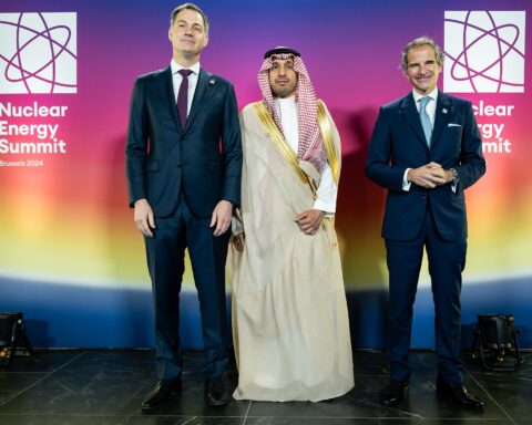 Saudi Arabia nuclear representative Prince Mamdouh bin Saud with IAEA Director General Rafael Grossi at the Nuclear Energy Summit in Brussels 2024. Photo: Wikimedia Commons / CC BY 2.0