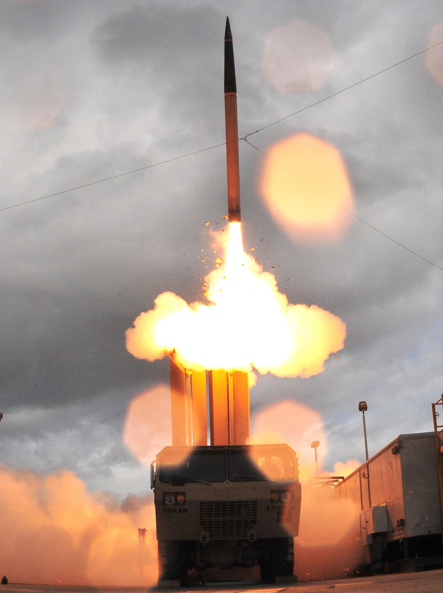 THAAD Terminal High Altitude Area Defense missile interceptor launches during a test, a key component of the layered missile defense shield protecting Saudi Arabia from Iranian ballistic missiles. Photo: US MDA / Public Domain