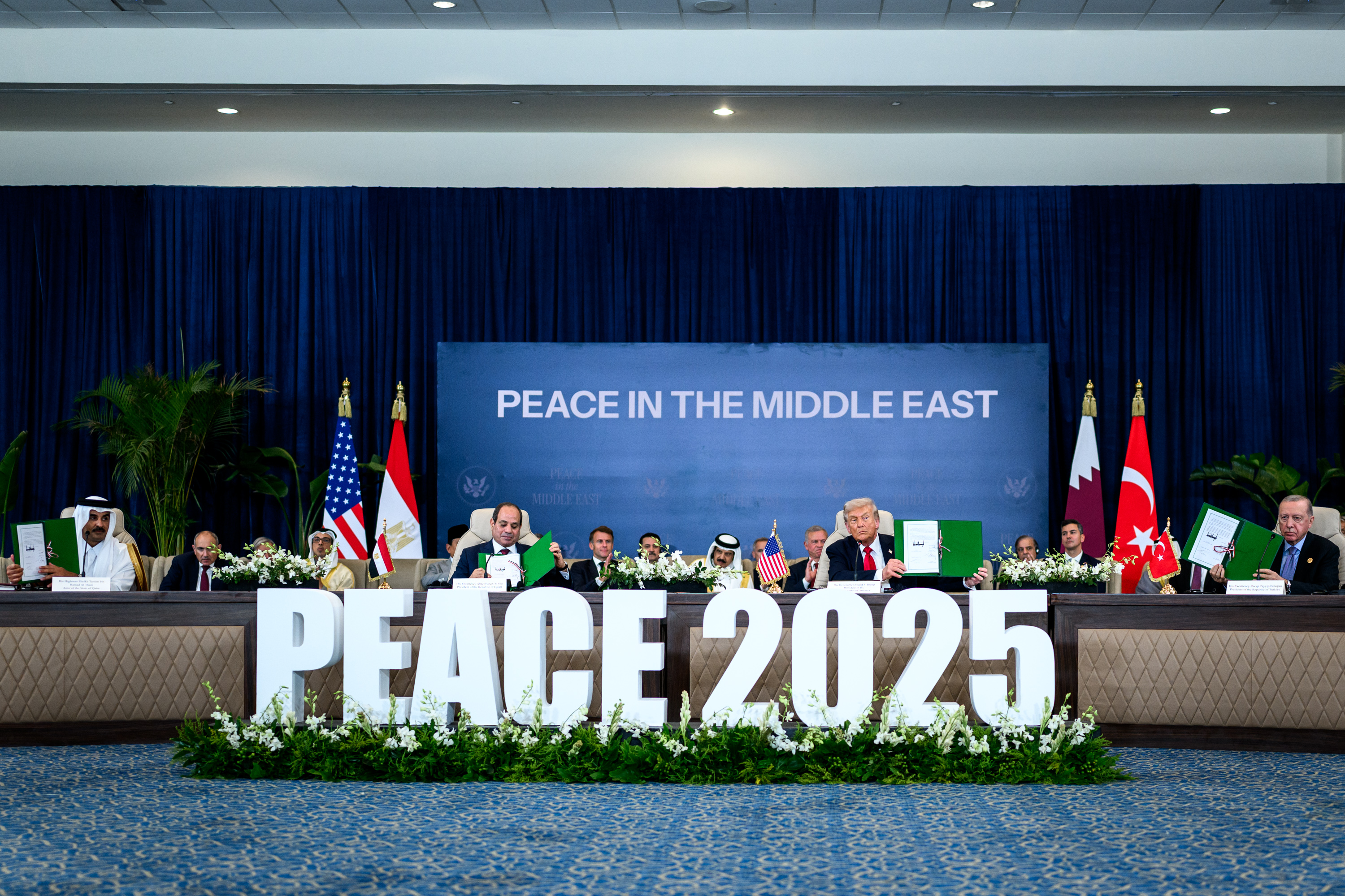 President Donald Trump at PEACE 2025 Middle East summit with regional leaders including Saudi Arabia, Egypt, Qatar, and Turkey. Photo: White House / Public Domain