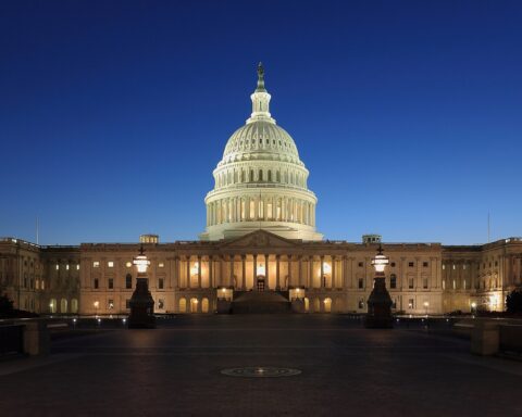 The United States Capitol building illuminated at dusk in Washington DC, where Senator Lindsey Graham threatened the US-Saudi defense pact. Photo: Wikimedia Commons / CC BY-SA 3.0