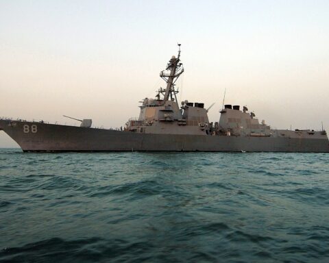 US Navy guided-missile destroyer patrolling the Persian Gulf, the same waters where tanker wars have raged since the 1980s. Photo: US Navy / Public Domain