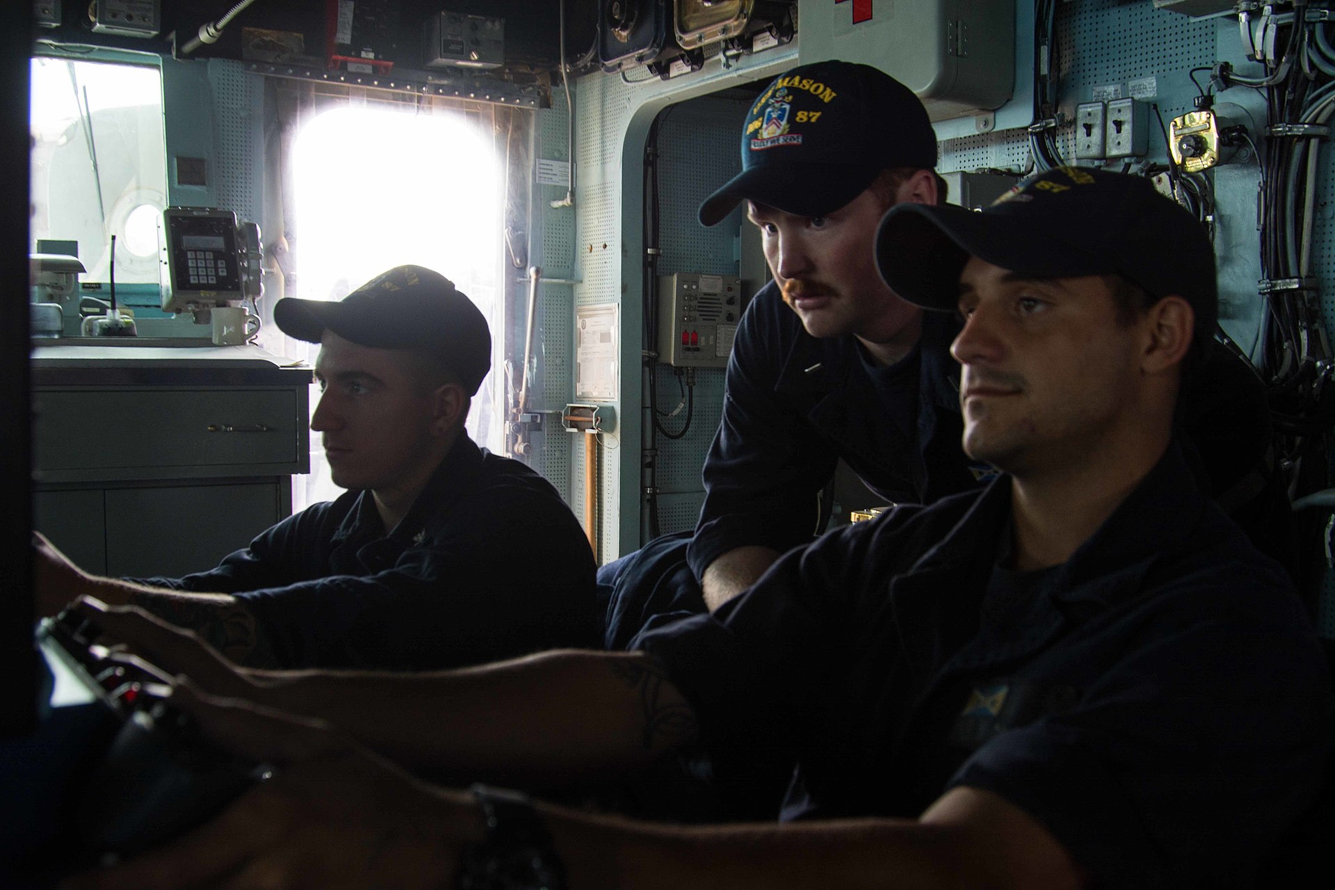 US Navy sailors stand watch aboard the guided-missile destroyer USS Mason during Red Sea operations. Photo: US Navy / Public Domain