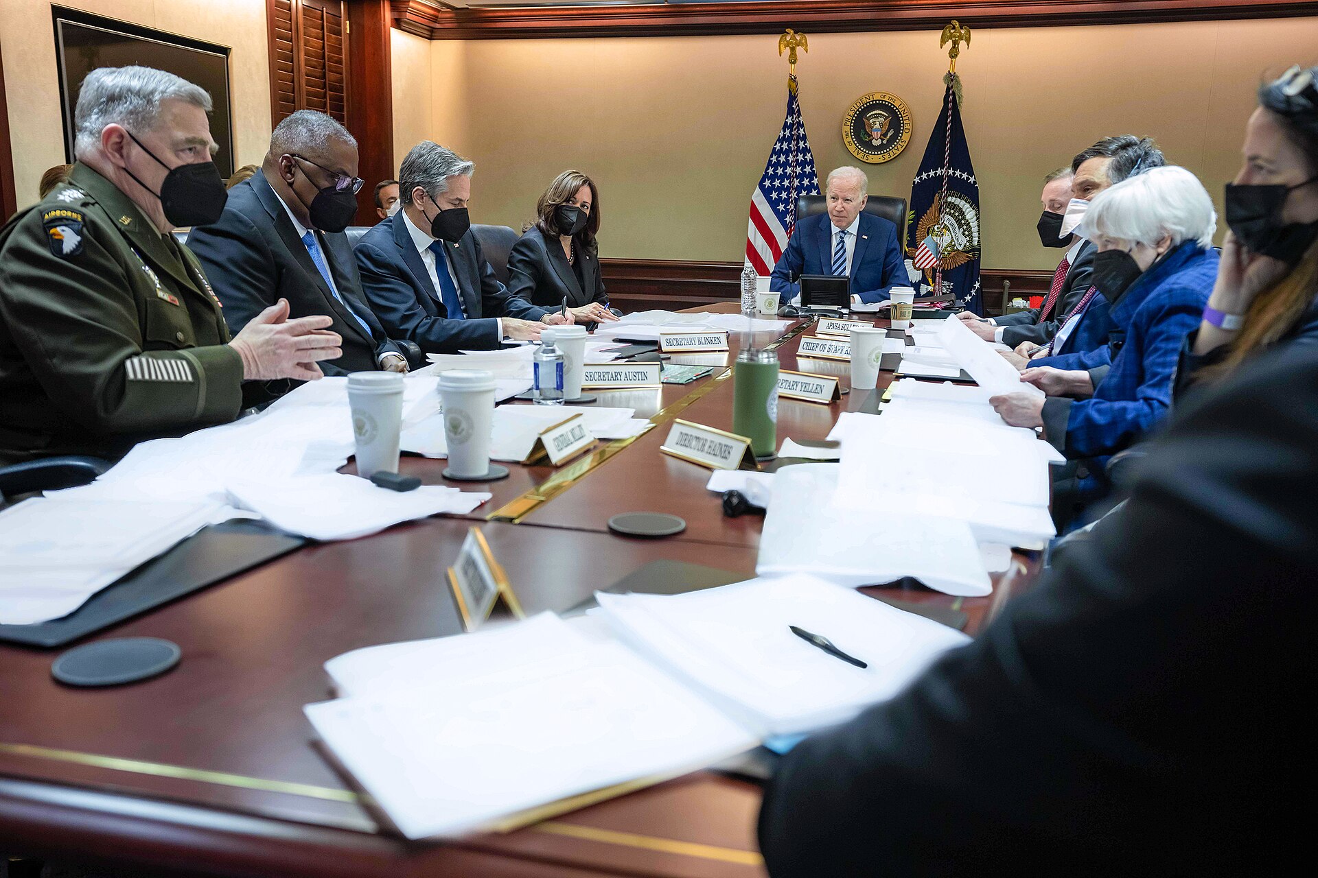 A National Security Council meeting in the White House Situation Room, where US war strategy and ceasefire conditions are debated. Photo: White House / Public Domain