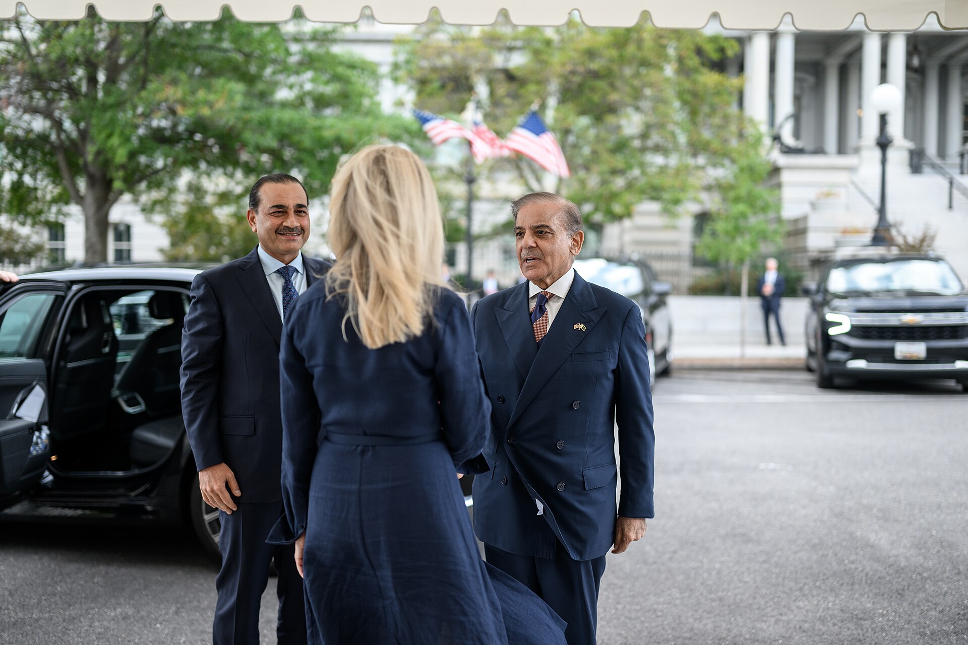 Field Marshal Asim Munir (left) and Prime Minister Shehbaz Sharif arriving at the White House, Washington DC, September 25, 2025