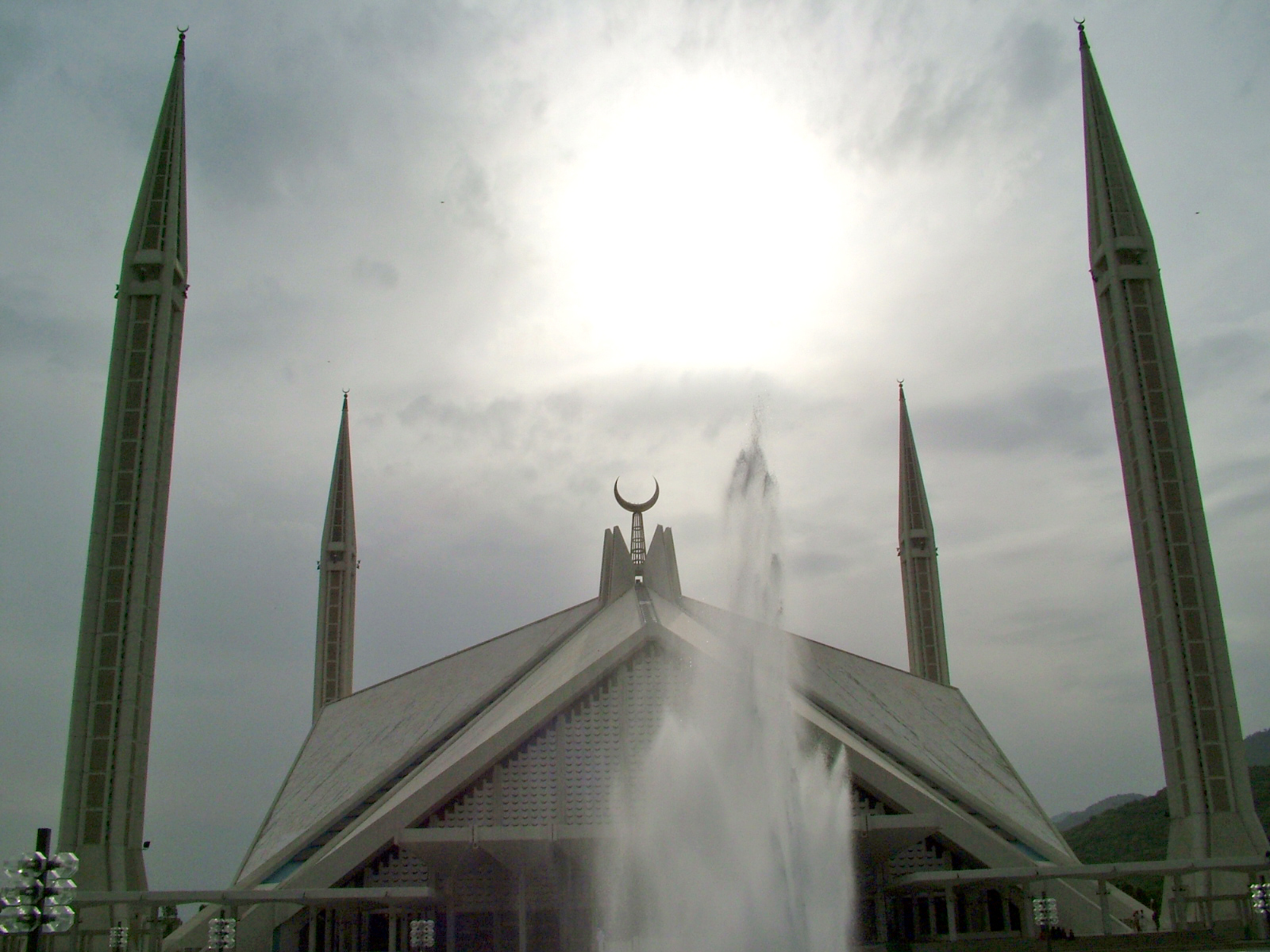 Faisal Mosque Islamabad Pakistan, venue for Iran-US proximity talks mediated by Pakistani FM Dar