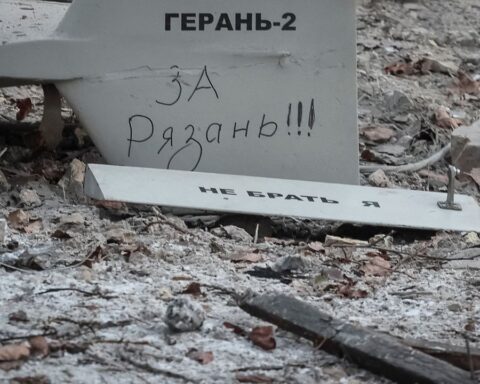 Geran-2 drone wreckage in Kyiv, December 2022, showing the wing label identifying the Iranian-manufactured Shahed-136 variant