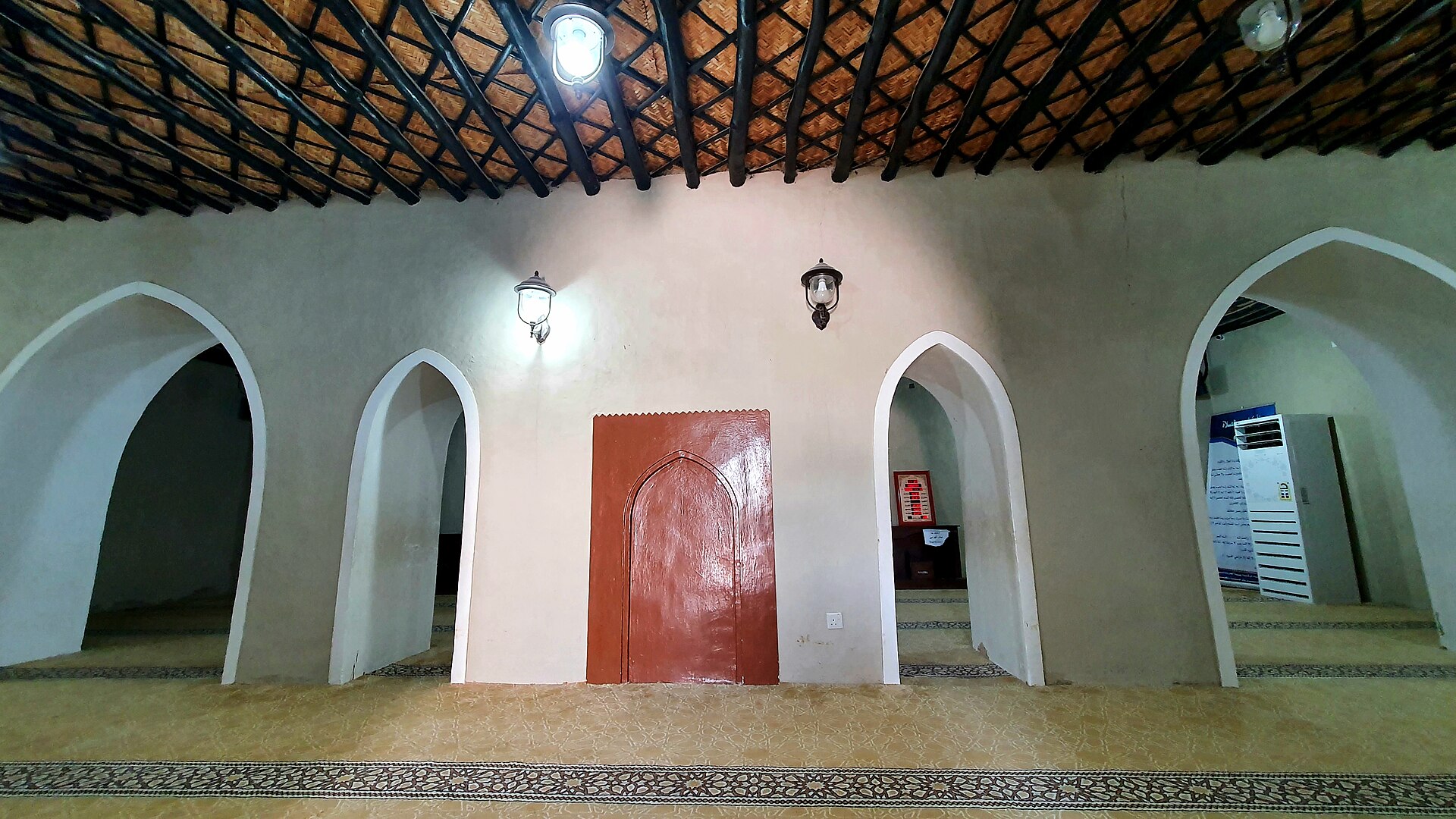 Jawatha Mosque in Al-Ahsa, one of the oldest mosques in the world, with its distinctive mudbrick walls