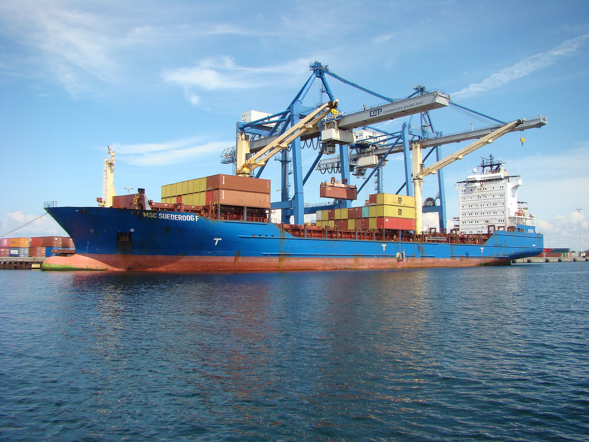 MSC Suederoog container ship being loaded at port. The IRGC seizure of the MSC Francesca effectively ended commercial container shipping through the Strait of Hormuz.
