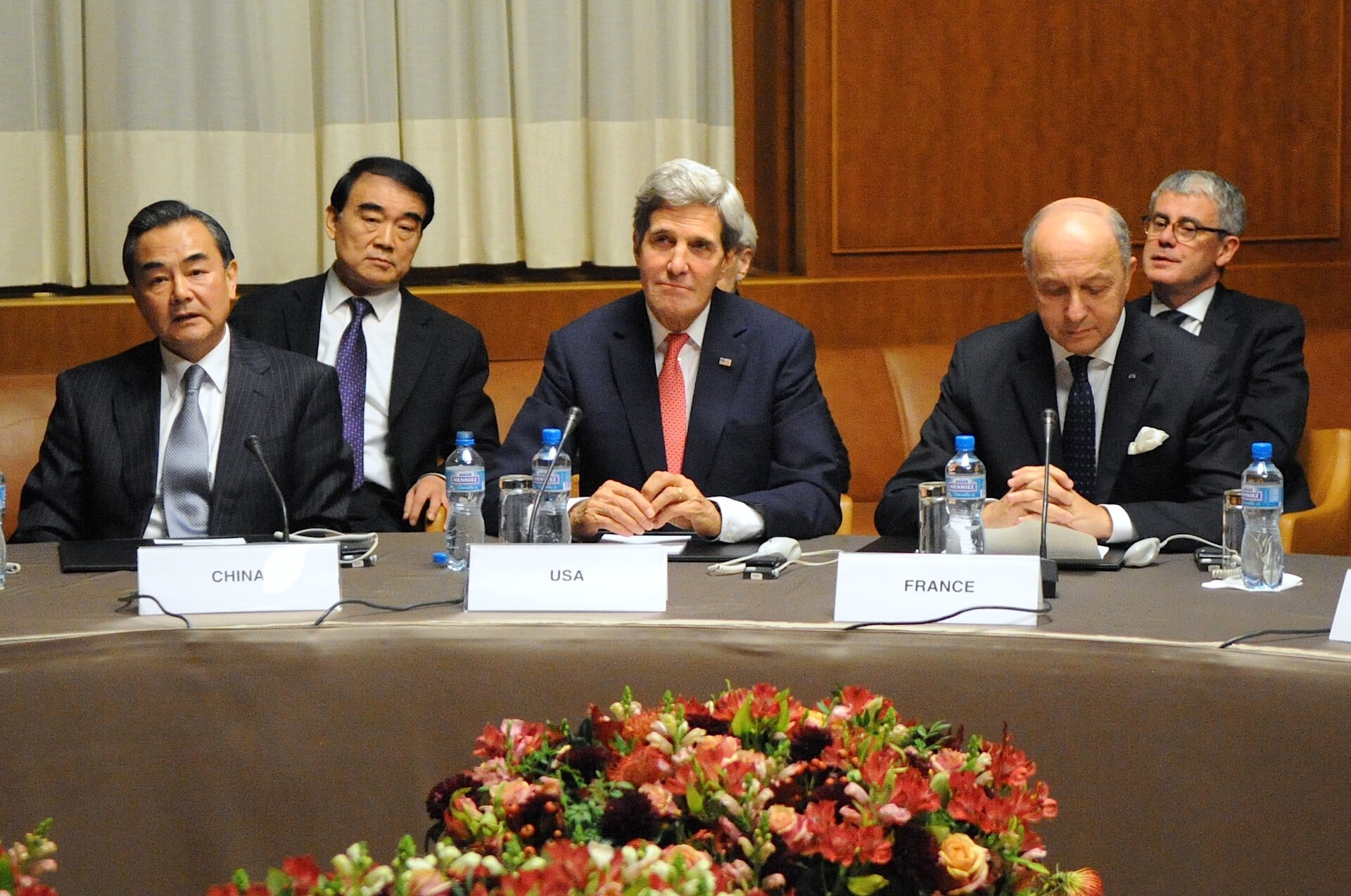 P5+1 foreign ministers including US Secretary of State John Kerry, Chinese Foreign Minister Wang Yi and French FM Laurent Fabius at the Iran nuclear talks in Geneva, November 2013