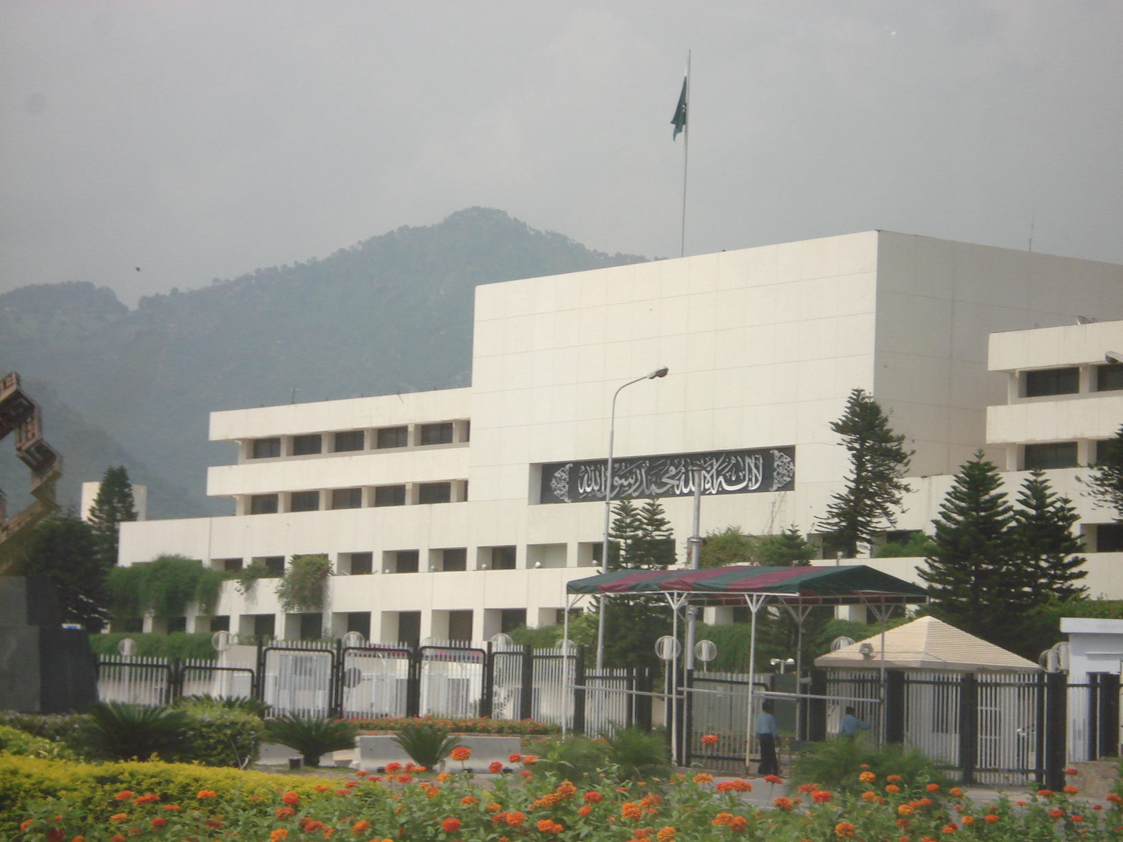 Pakistan's Parliament House building in Islamabad, where the 27th Constitutional Amendment transferred nuclear diplomacy authority to army chief General Munir