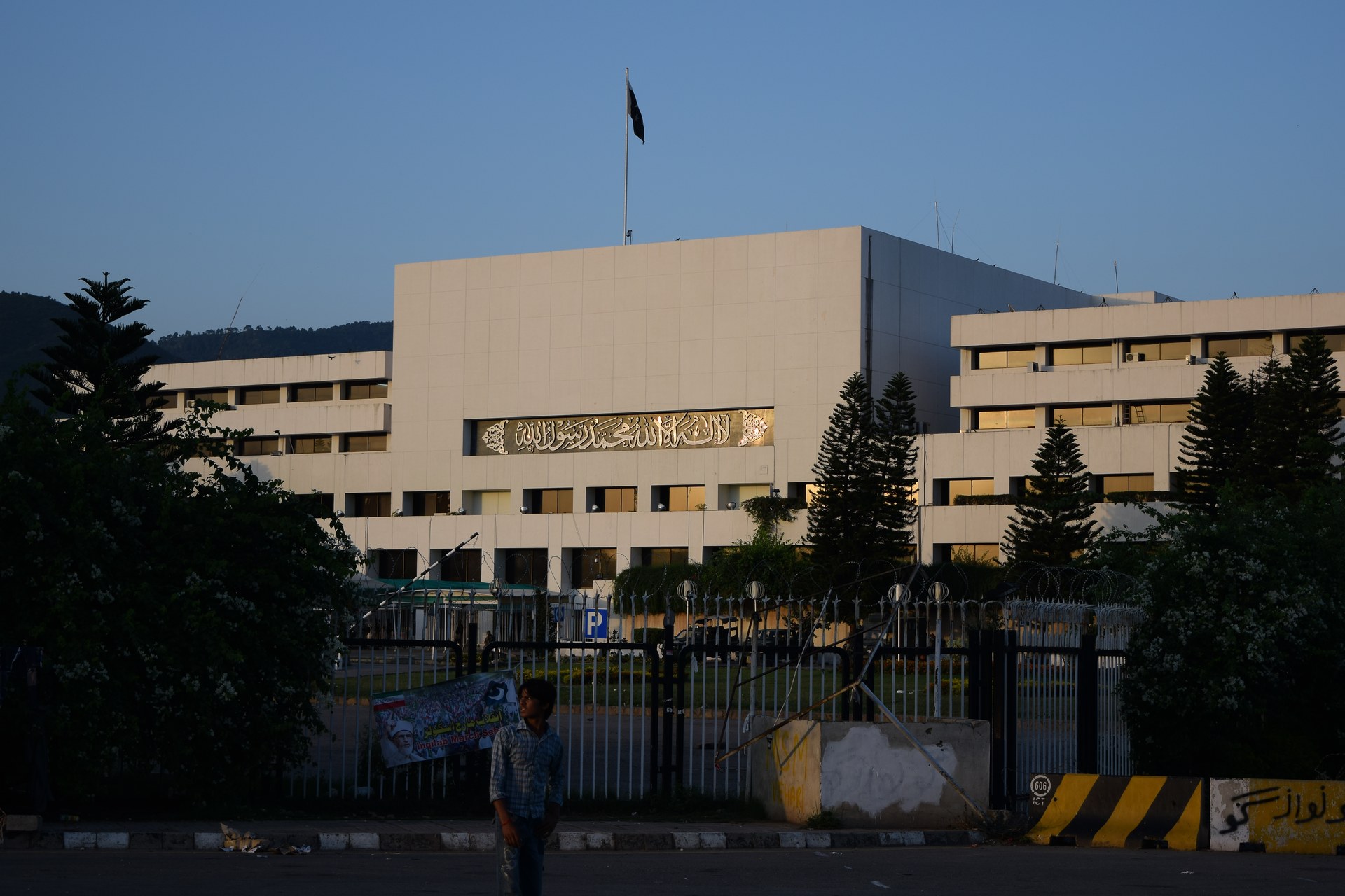 Pakistan Parliament House building in Islamabad where ceasefire diplomacy was centred under Army Chief Asim Munir