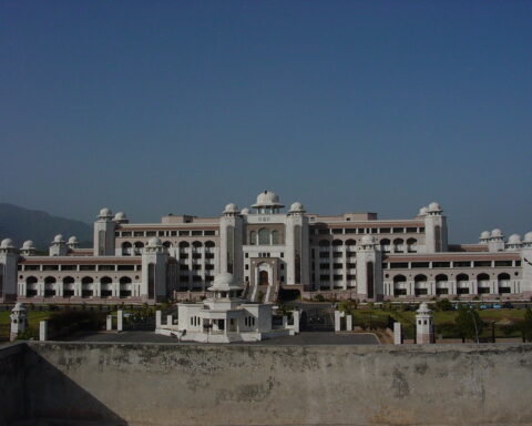 Pakistan Prime Minister Secretariat building Islamabad, where Iranian FM Araghchi met PM Sharif, Army Chief Munir, and FM Dar on April 24, 2026