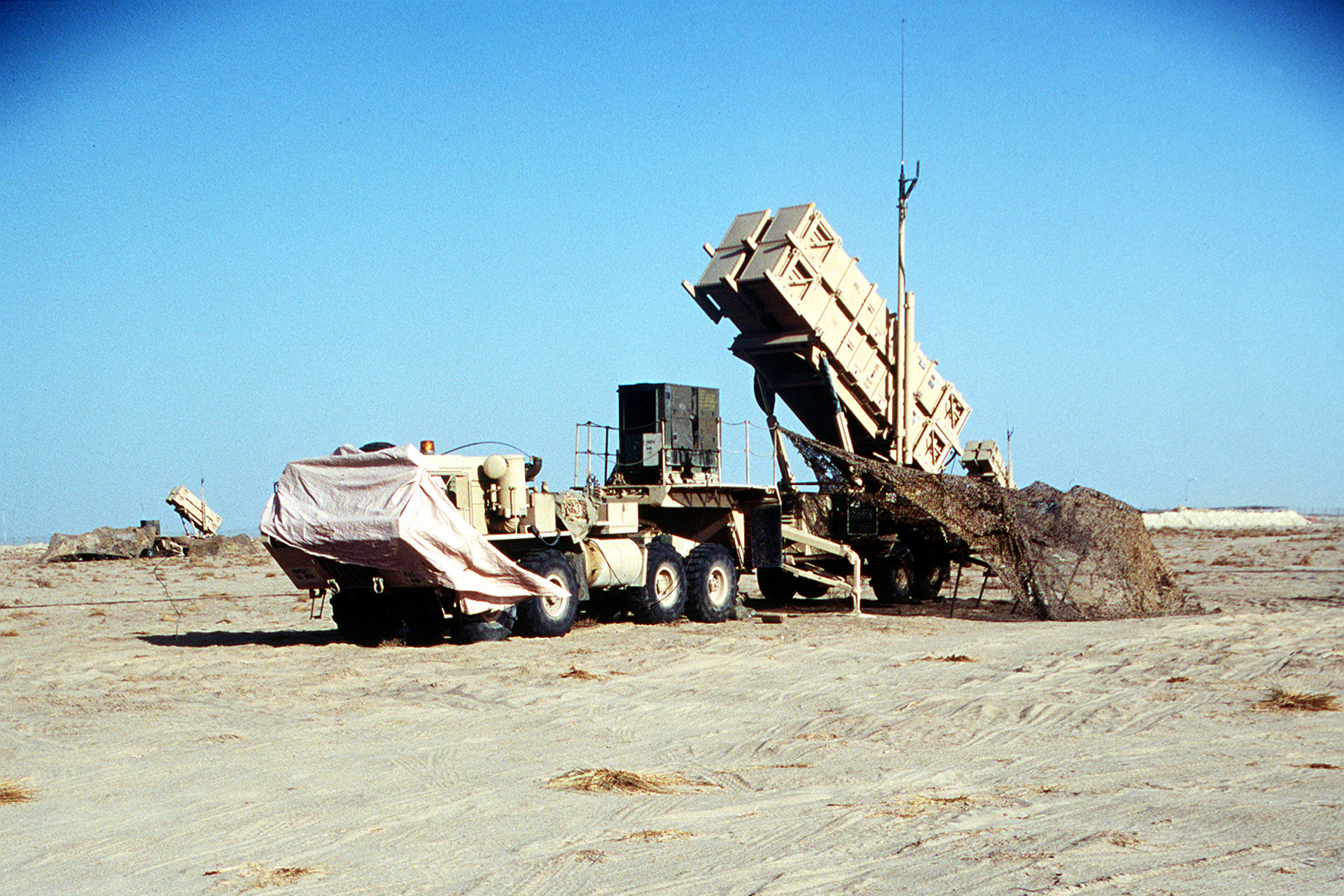 US Army Patriot M901 surface-to-air missile launcher deployed in the Kuwaiti desert during Operation Vigilant Warrior, 1994