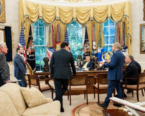 President Trump meets with Middle East envoy Steve Witkoff, Secretary of State Marco Rubio, and advisors in the Oval Office as Iran deadline approaches