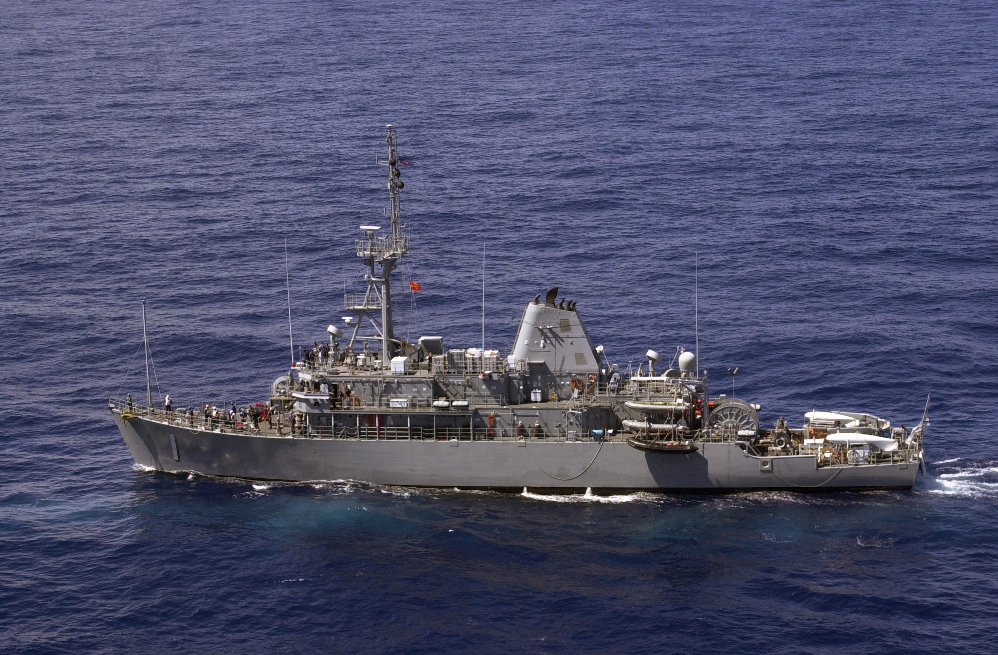 USS Avenger (MCM-1), the lead ship of the US Navy mine countermeasures class formerly based in Bahrain, retired from Gulf service in September 2025 — leaving no US MCM capability in the Persian Gulf