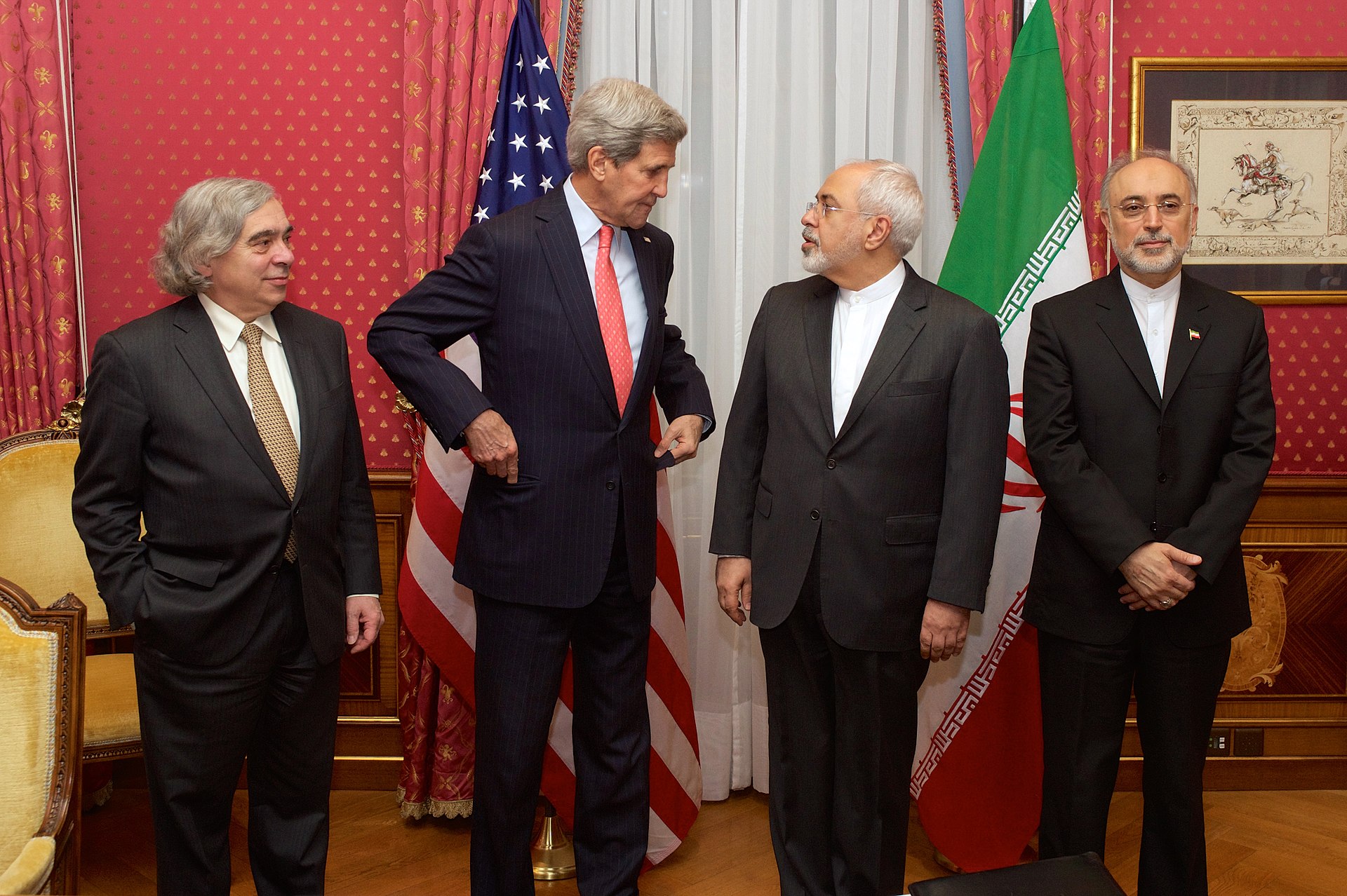US Secretary of State John Kerry and Iranian Foreign Minister Mohammad Javad Zarif in bilateral nuclear talks with Energy Secretary Ernest Moniz and AEOI chief Ali Akbar Salehi, 2015 JCPOA negotiations