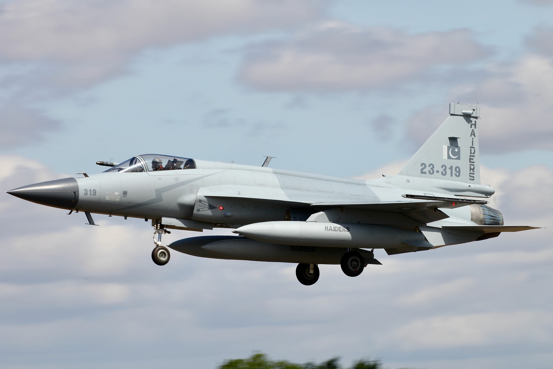 JF-17C Thunder Pakistan Air Force fighter jet serial 23-319 in flight on approach RAF Fairford July 2025 Haiders squadron