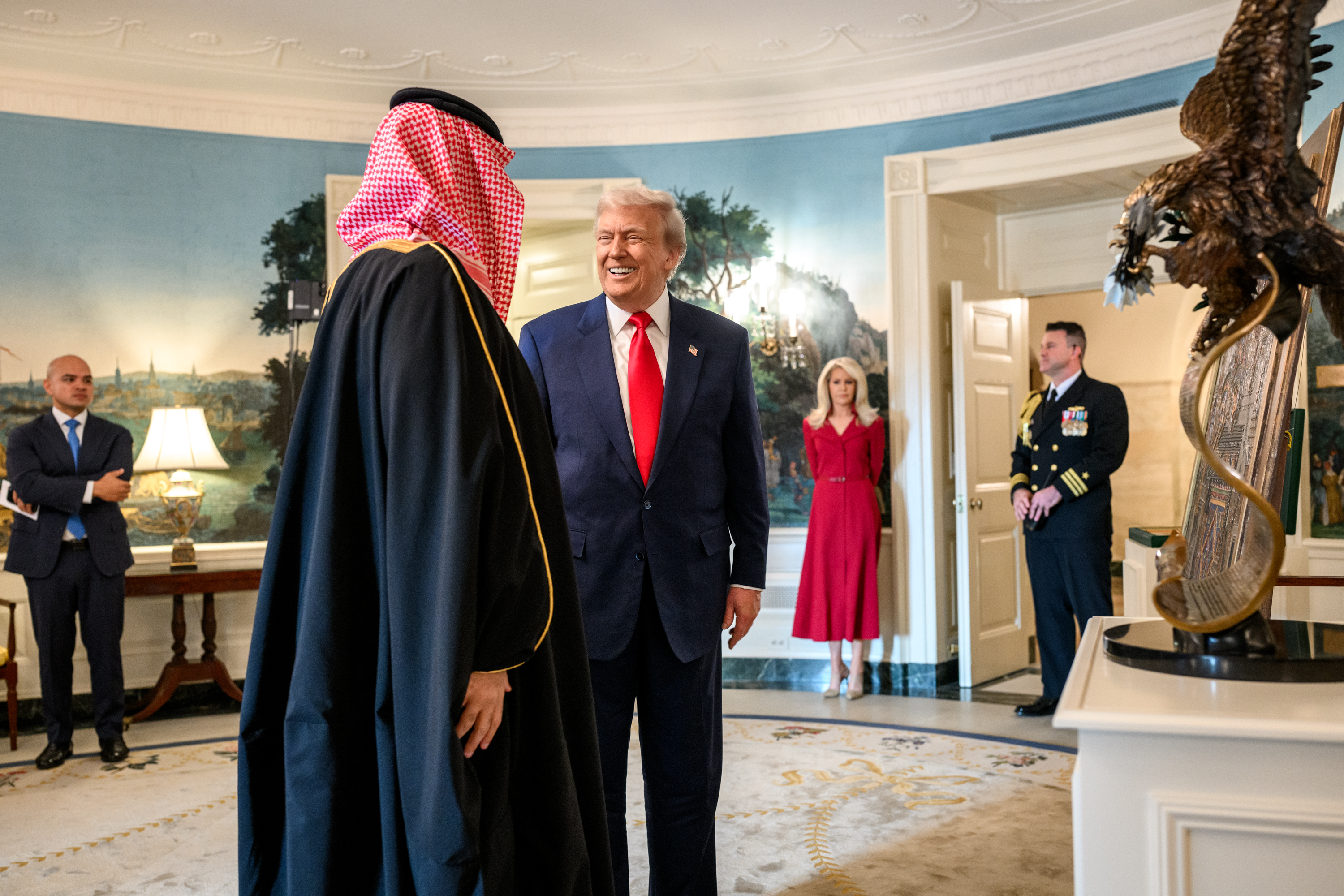 Crown Prince Mohammed bin Salman meets President Trump at the White House Diplomatic Reception Room, November 2025 — MBS now faces three painful options after Pakistan sheltered Iranian aircraft while serving as Saudi-funded ceasefire mediator