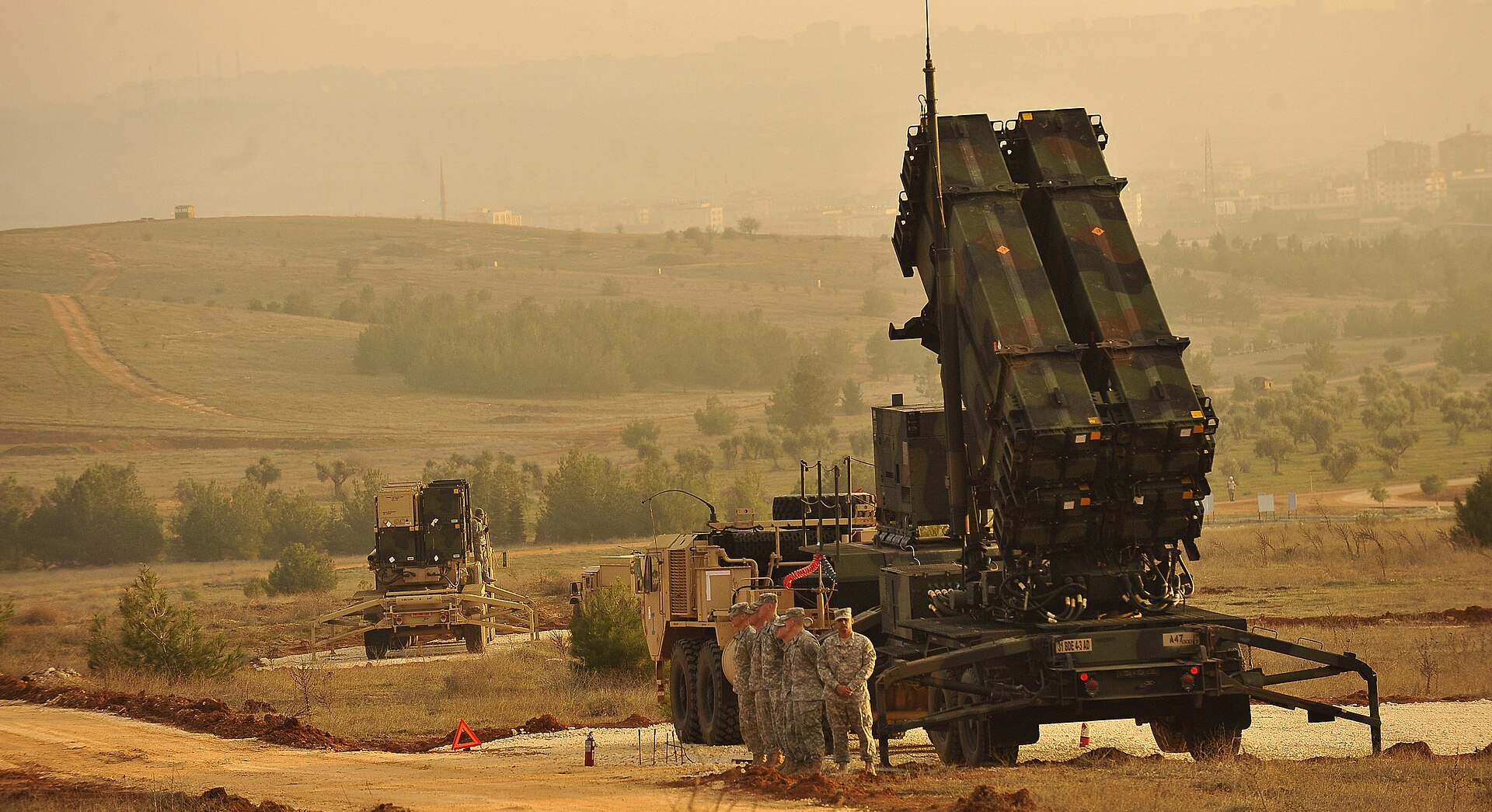 U.S. service members stand by a Patriot missile battery in Gaziantep, Turkey. The same PAC-3 interceptor system has been deployed around Mecca and Medina for Hajj 2026, with approximately 400 rounds remaining after 38 days of active hostilities against Iran.