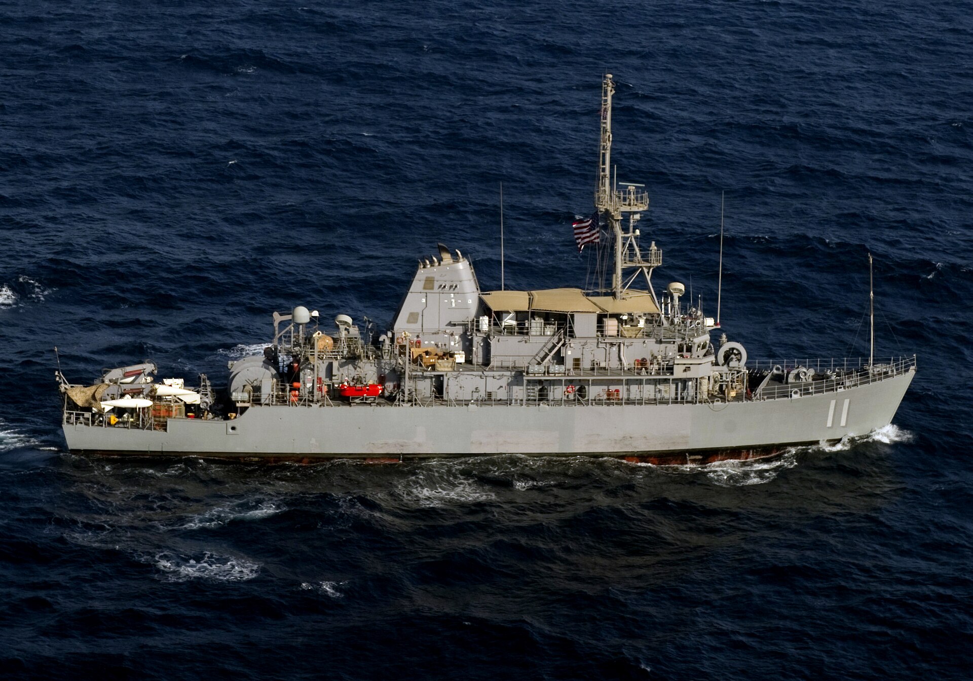 USS Gladiator MCM-11 mine countermeasures ship transiting the Arabian Gulf during bilateral training exercise, August 2011