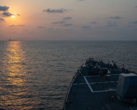 USS Pinckney DDG-91 conducts Iran maritime blockade operations in the Arabian Sea, April 2026