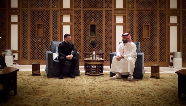 Ukrainian President Volodymyr Zelenskyy meets Saudi Crown Prince Mohammed bin Salman in Jeddah, March 27, 2026, before signing the Ukraine-Saudi Arabia 10-year defense cooperation framework