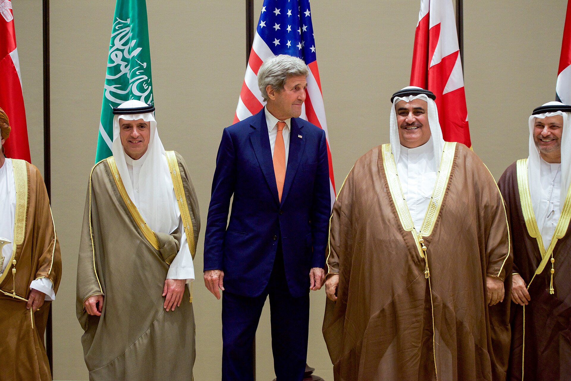 GCC foreign ministers including the Saudi and Bahraini counterparts stand alongside US Secretary of State Kerry at a Gulf Cooperation Council ministerial meeting in Manama