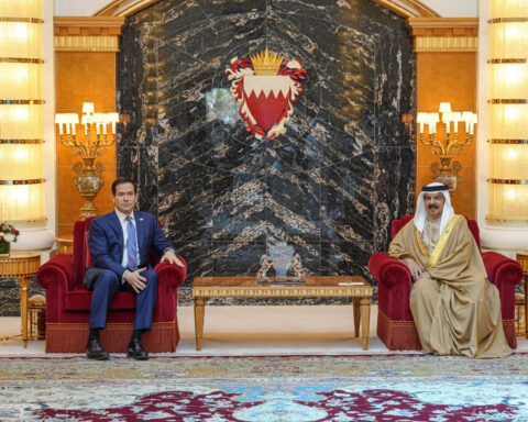 Secretary Rubio meets with Bahrain King Hamad bin Isa Al Khalifa in the royal palace in Manama, June 2026