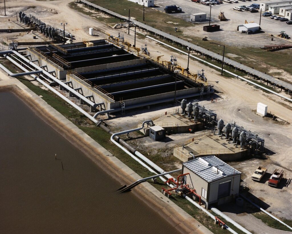 Washington Has Drained 58 Million Barrels of Emergency Oil. The Iran Deal It Needs Is the One Saudi Arabia Cannot Afford.