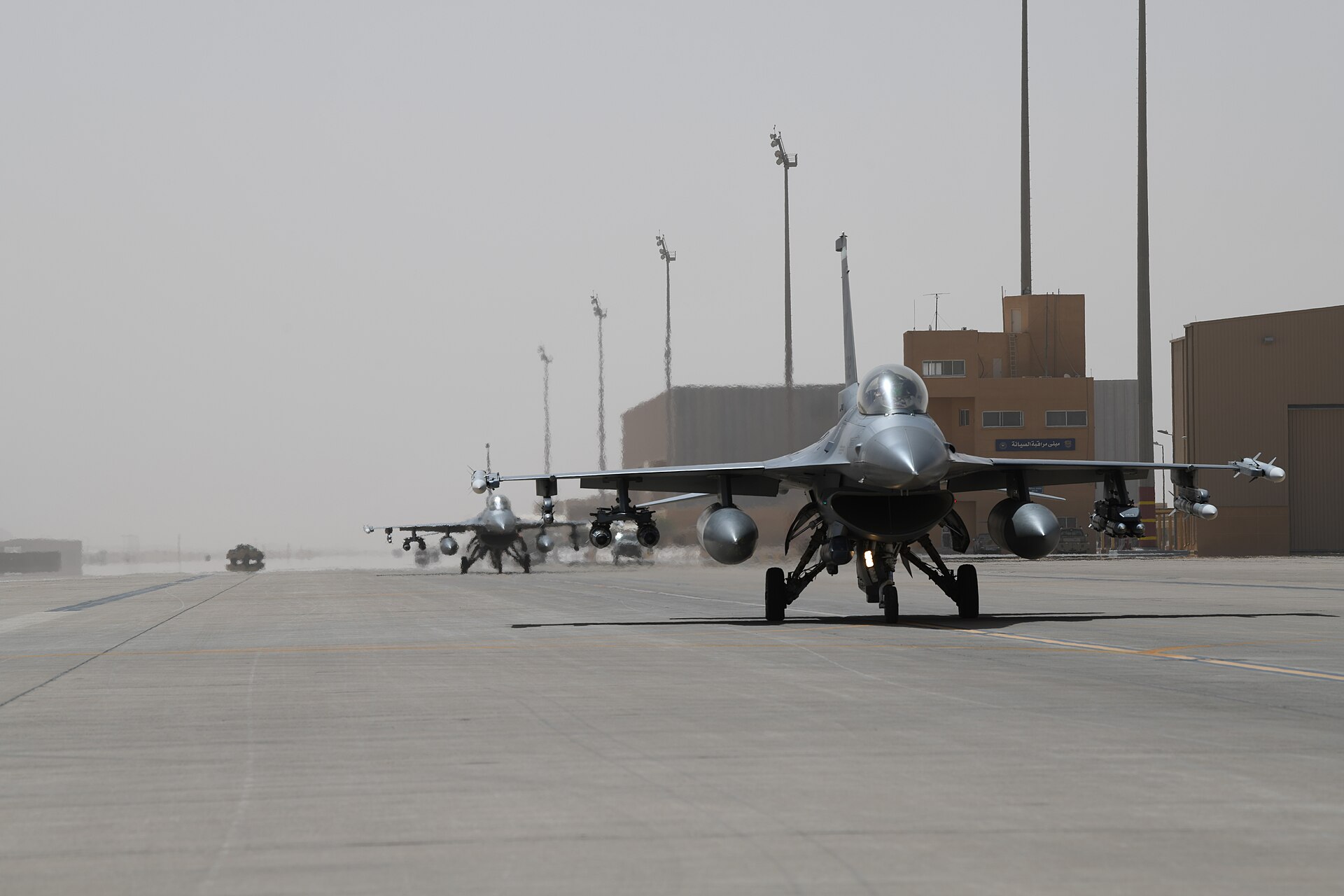 Two US Air Force F-16 Fighting Falcons of the 555th Expeditionary Fighter Squadron taxi on the flight line at Prince Sultan Air Base, Saudi Arabia, February 2020. USAF / Public Domain.