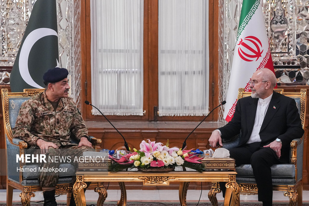 Iran Parliament Speaker Mohammad Bagher Ghalibaf meets Pakistan Army Chief General Asim Munir in Tehran, April 2026