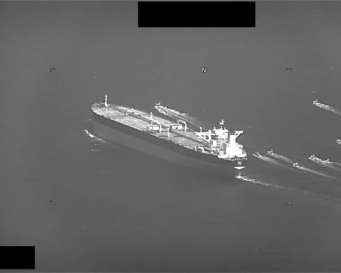 IRGC fast attack craft swarm oil tanker Niovi in the Strait of Hormuz, May 2023