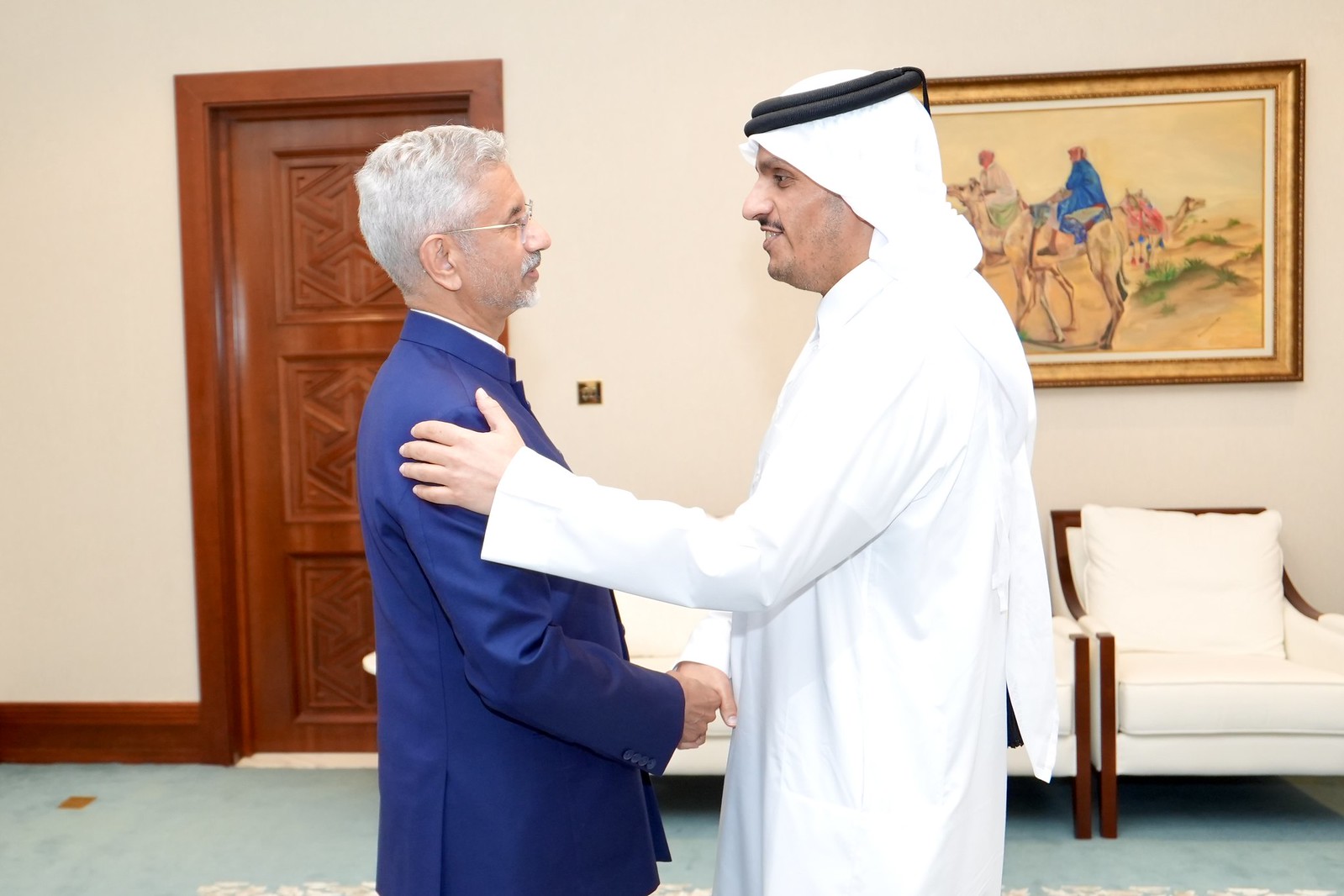 Qatar Foreign Minister Mohammed bin Abdulrahman Al Thani receives Indian External Affairs Minister Jaishankar in Doha, December 2024