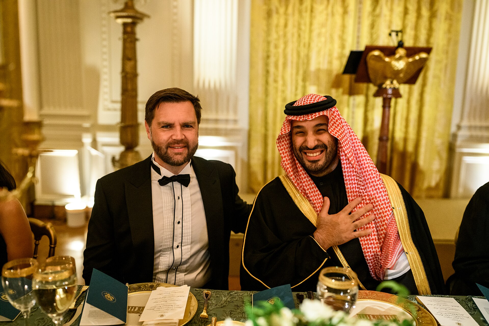 MBS seated beside JD Vance at a White House dinner in November 2025, months before Trump tied the 123 nuclear deal to Israeli normalization