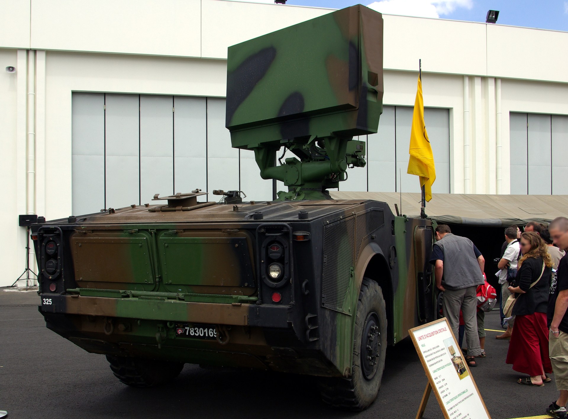 CROTALE acquisition radar unit of the French Air Force, the radar component of the air-defense battery France deployed to Yanbu