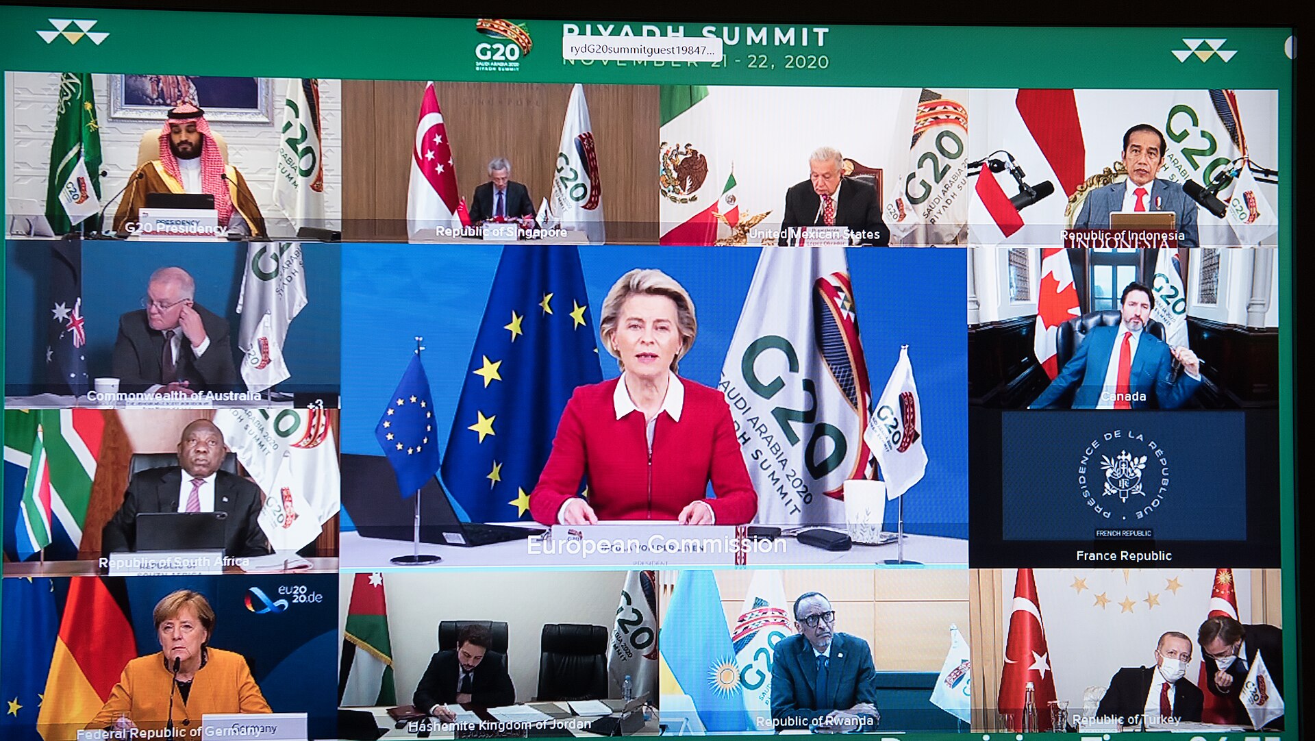 G20 Riyadh Summit virtual meeting screen showing Crown Prince Mohammed bin Salman and European Commission President Ursula von der Leyen, November 2020