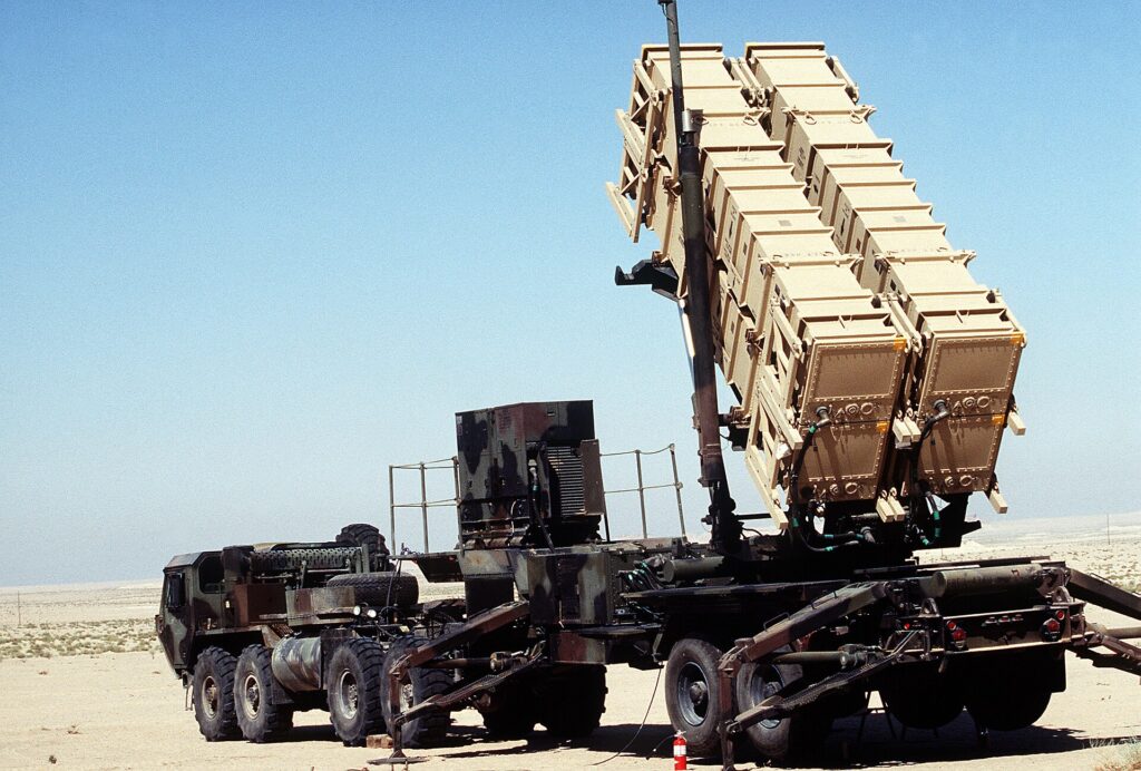 Houthis Claim Strike on Aramco in Yanbu as Coalition Intercepts 2 Missiles