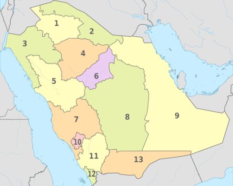 Saudi Arabia administrative divisions map showing all 13 provinces and borders with UAE, Qatar, Kuwait and Iraq