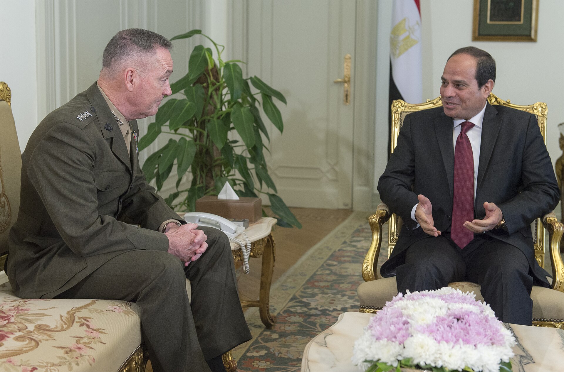 President Abdel Fattah el-Sisi of Egypt meets US Marine General Joseph Dunford at the Egyptian presidential palace, 2016