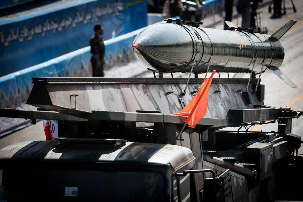 An Iranian Zelzal-2 heavy artillery rocket mounted on a military vehicle during an Iranian Armed Forces parade, 2016
